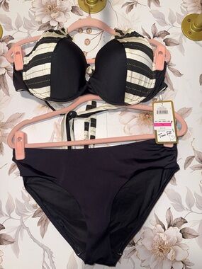 A. Ché Black Cream Striped Push Up Bikini Set High Cut Bottoms NWT